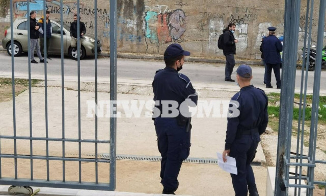 Ζακ Κωστόπουλος: Συνεχίζεται η δίκη για τον θάνατό του - Ισχυρές δυνάμεις της ΕΛ.ΑΣ. στο Πρωτοδικείο