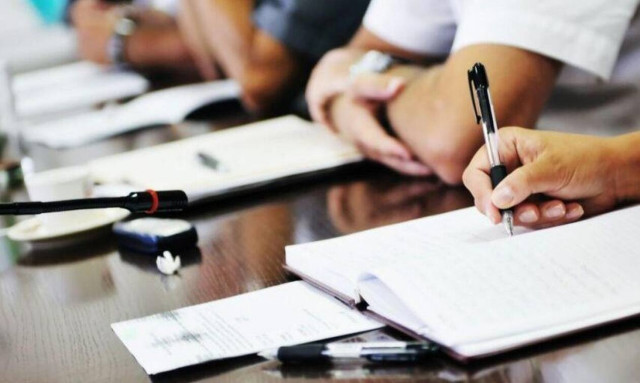 ΔΕΗ: Από σήμερα (10/11) οι αιτήσεις - Δείτε ειδικότητες και περιοχές