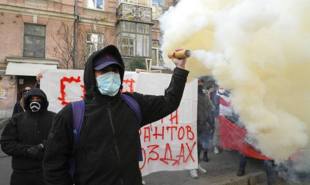 Ουκρανία: Το Κίεβο διπλασιάζει τον αριθμό των δυνάμεων ασφαλείας στα σύνορά του με τη Λευκορωσία