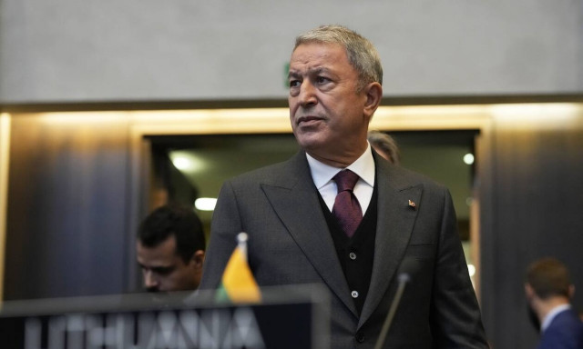 O Xoυλουσί Ακάρ