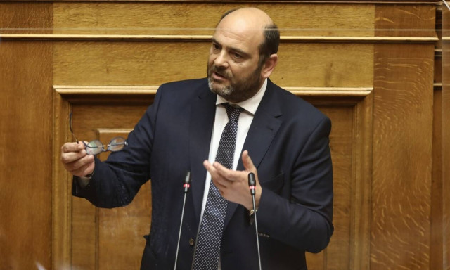 Στο θεατρικό σανίδι ο βουλευτής της Νέας Δημοκρατίας Ιάσων Φωτήλας