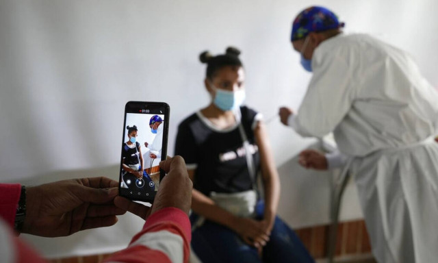 Κορονοϊός - Μελέτη προειδοποιεί για την παραλλαγή MI: Σχεδόν 11 φορές πιο ανθεκτική στα αντισώματα