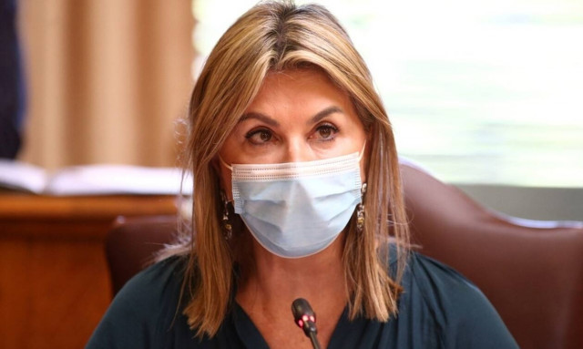 Ζέττα Μακρή: Οι φημολογίες δεν έχουν βάση– Κανείς δε θέλει να κλείσουν τα σχολεία