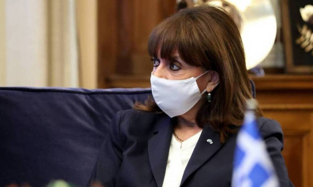 Αναβάλλεται η επίσημη επίσκεψη της Σακελλαροπούλου στην Αυστρία