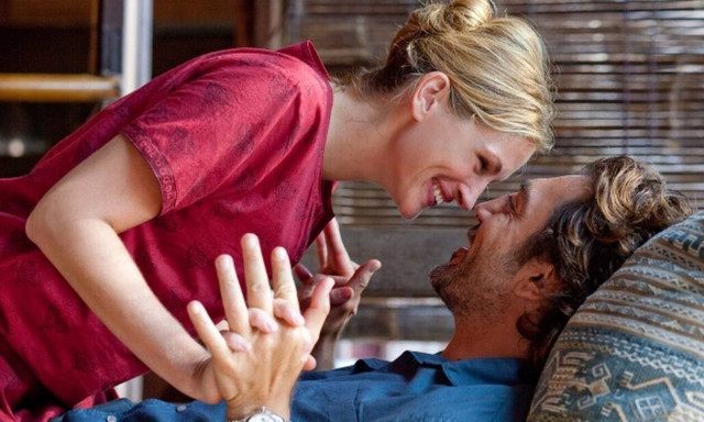 Τέσσερις ατάκες που όλες οι γυναίκες λατρεύουν να ακούνε