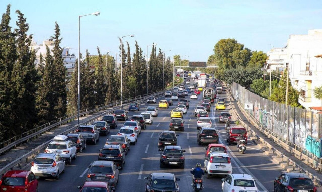 Κίνηση τώρα: «Κόλαση» η άνοδος του Κηφισού - Πού εντοπίζονται προβλήματα