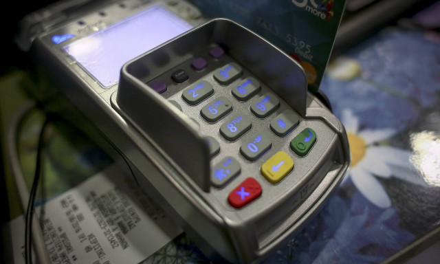 Συναγερμός στην ΕΛΑΣ για νέες απάτες μέσω POS – Πώς «έφαγαν» χρήματα από 73χρονο στην Κυψέλη