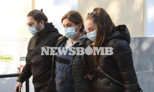 Χαλάνδρι: «Βίαζε την κόρη μου για 5 χρόνια», είπε η Τσέλο στον ανακριτή για τον οφθαλμίατρο