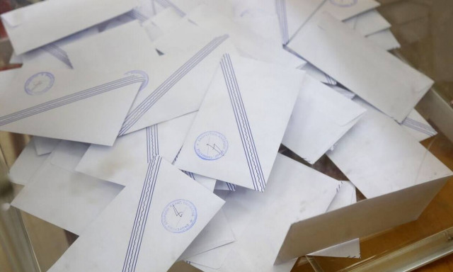 Δημοσκόπηση Metron Analysis: Η διαφορά ΝΔ - ΣΥΡΙΖΑ - Πόσο ανεβαίνει το ΚΙΝΑΛ