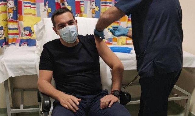 Κορονοϊός: Τρίτη δόση του εμβολίου για τον Αλέξη Τσίπρα