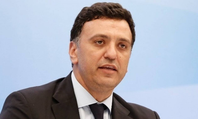 Κικίλιας: Εθνικός στόχος η βιώσιμη ανάπτυξη του τουρισμού - Ειδικό σχέδιο για Μύκονο και Σαντορίνη