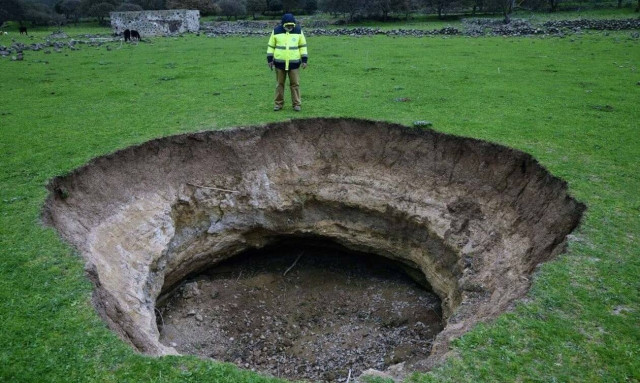Ειδικοί του ΕΑΓΜΕ στην καλντέρα της Νισύρου