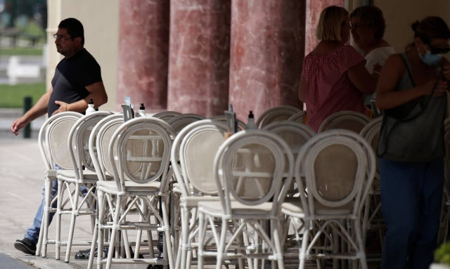 Κρούσματα σήμερα: 96.405 μολύνσεις σε 15 μέρες - Η πρόβλεψη μέχρι τον Δεκέμβριο