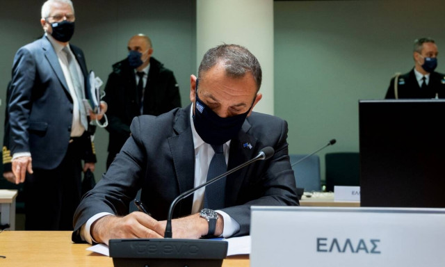 Παναγιωτόπουλος: Απαράδεκτη η εργαλειοποίηση μεταναστών – Συνάντηση με Στόλτενμπεργκ