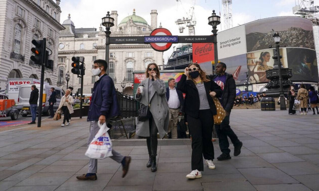 Κορονοϊός στη Βρετανία: 47 θάνατοι και 39.705 κρούσματα σε 24 ώρες