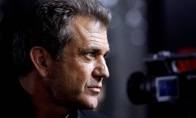 O Μελ Γκίμπσον ανακοίνωσε ότι θα σκηνοθετήσει το Φονικό Όπλο 5