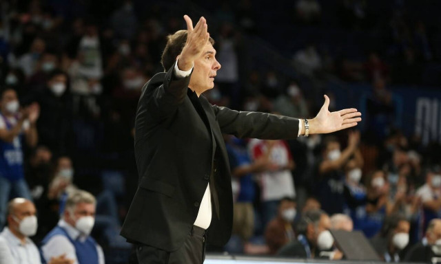 Αναντολού Εφές – Ολυμπιακός: «Τρελάθηκε» με τους διαιτητές ο Μπαρτζώκας (video)