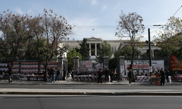 Καιρός: Με συννεφιά η 48η επέτειος του Πολυτεχνείου - Πού θα βρέξει (pics)