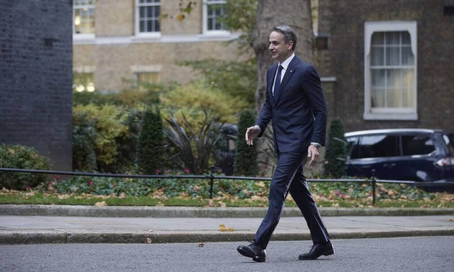 'We don't hanker after aged slogans but implement living demands,' PM says in Polytechnic message