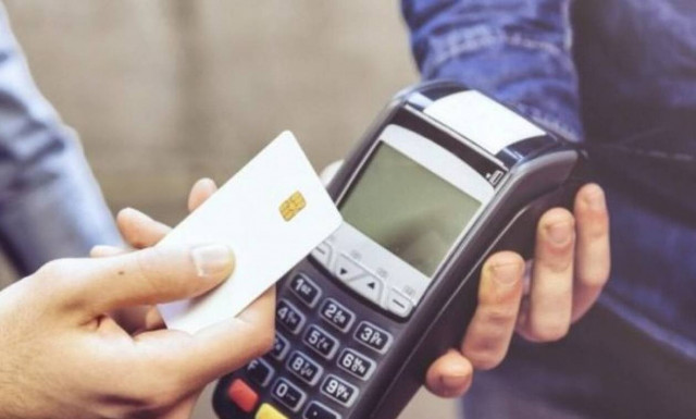 Χανιά: 20χρονη ξάφρισε τη μητέρα της «κολλητής» της