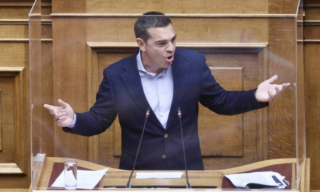Tsipras on government's fresh pandemic restrictions: 'Mitsotakis is denying reality'