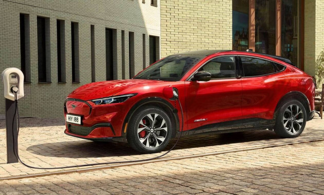 Έρευνα Ford: Οι Ευρωπαίοι θέλουν να κάνουν θυσίες για την κλιματική αλλαγή