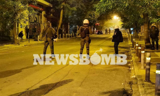 Πολυτεχνείο: Τέσσερις συλλήψεις για τα μικρής έκτασης επεισόδια στα Εξάρχεια