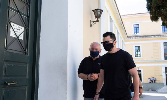 Απόπειρα αρπαγής 13χρονης Ραφήνα: Εκτός φυλακής με «βραχιολάκι» ο κατηγορούμενος