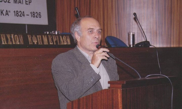 Η ΕΣΗΕΑ  αποχαιρετά τον Μανώλη Χουρδάκη