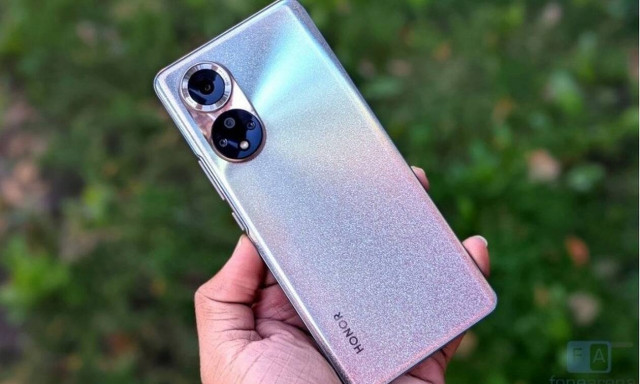 Βlack Friday: Τι να προσέξουμε προτού επενδύσουμε σε ένα νέο premium smartphone