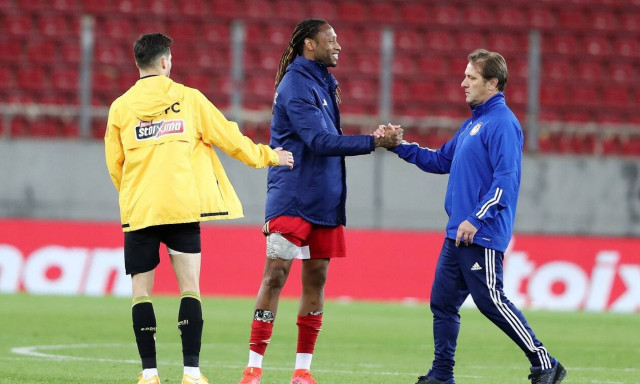 ΑΕΚ – Ολυμπιακός: Ο Πέδρο Μαρτίνς μίλησε για το ντέρμπι και τον… Ρούμπεν Σεμέδο