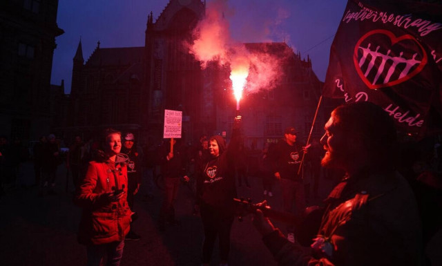 Ολλανδία: Νέα επεισόδια στη Χάγη σε διαδήλωση κατά των μέτρων αντιμετώπισης της πανδημία