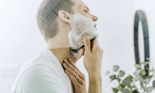 Κόπηκες στο ξύρισμα; Τρεις πανεύκολοι τρόποι για να σώσεις την κατάσταση