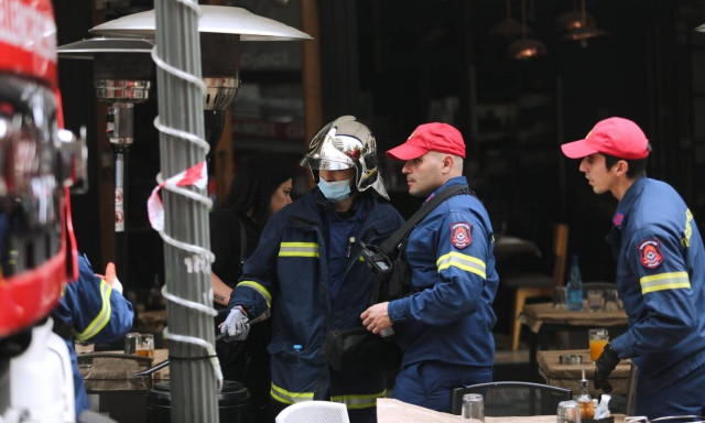 Υπό έλεγχο η φωτιά που ξέσπασε σε διαμέρισμα στη Νέα Ιωνία - Στο νοσοκομείο ένας εγκαυματίας