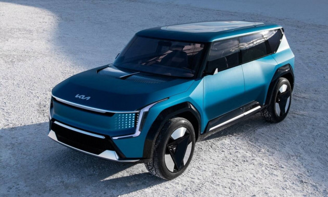 Το Kia EV9 έχει αν μη τι άλλο ενδιαφέρουσα εμφάνιση