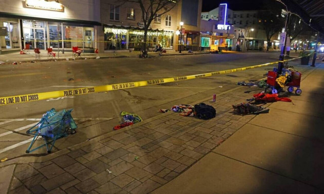 ΗΠΑ: Πέντε κατηγορίες για ανθρωποκτονία στον ράπερ που έπεσε με το αυτοκίνητό του στο πλήθος