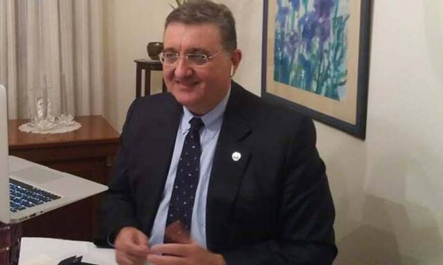 Αθανάσιος Εξαδάκτυλος