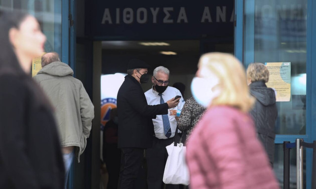 Κορονοϊός: Ποιοι δεν χρειάζεται να κάνουν τρίτη δόση - Οι συνδυασμοί των εμβολίων