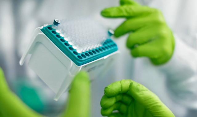 Ενισχύεται η συνεργασία φαρμακοβιομηχανίας - πανεπιστημίων: Η Φαρμακευτική του ΕΚΠΑ στο επίκεντρο