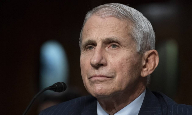 Προειδοποίηση Φάουτσι: Στενεύουν τα περιθώρια για να αποτραπεί νέα έξαρση του κορονοϊού στις ΗΠΑ