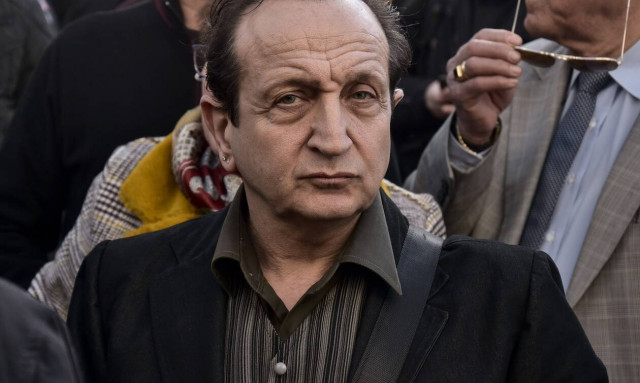 Μπιμπίλας για Σερβετάλη στο Newsbomb.gr: Παραλογισμός να αφήνεις δουλειά και συναδέλφους άνεργους