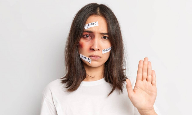 Βία κατά των γυναικών: Η ανομολόγητη «συμφωνία» της σιωπής έσπασε - Ώρα να αλλάξουμε και ως κοινωνία