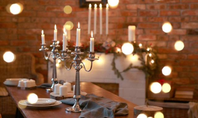 Πώς θα οργανώσουμε βήμα-βήμα μία παραδοσιακή χριστουγεννιάτικη βραδιά στο σπίτι