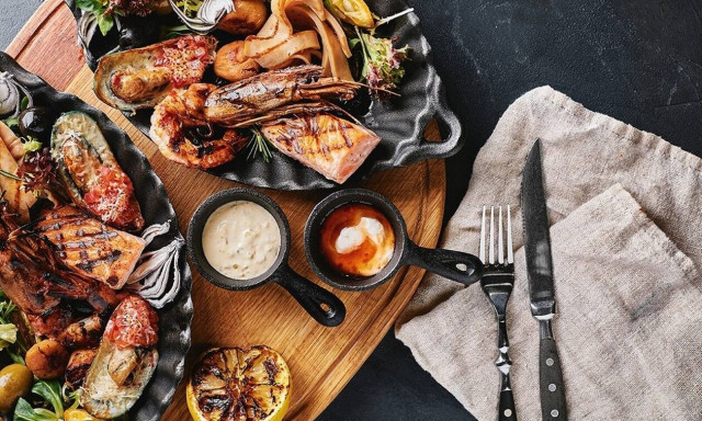 Όταν το τσίπουρο αποτελεί τη βάση για τα πιο γευστικά cocktails και τα πιο ιδιαίτερα food pairings