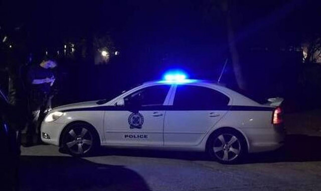 Πετρούπολη: Χειροπέδες σε 45χρονο Ιρανό για διακίνηση ναρκωτικών