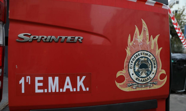 Φωτιά σε σπίτι στη Νέα Πεντέλη