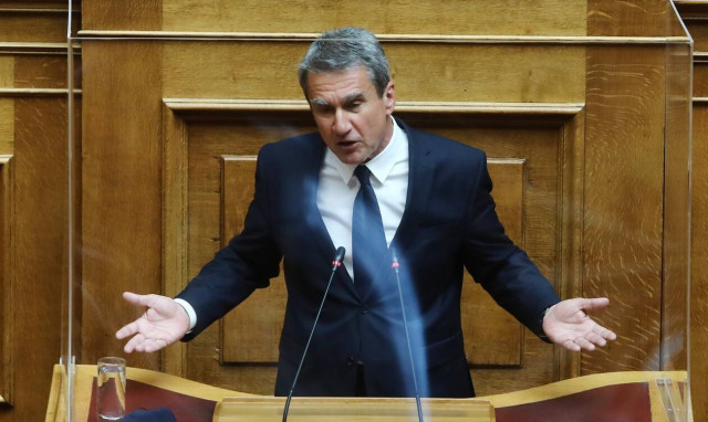 Οι διαψεύσεις πέφτουν σύννεφο! Και τρίτη διάψευση πανεπιστημιακού από τον «κατάλογο Λοβέρδου»