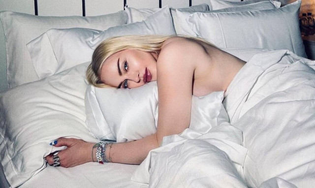 Μαντόνα: Σάλος και οργή για τις προκλητικές φωτογραφίες στο Instagram