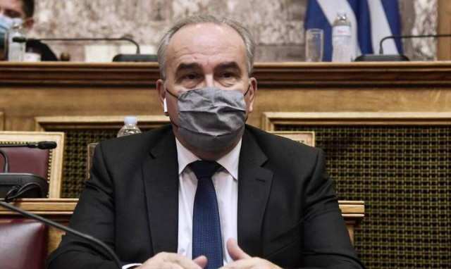 Τρία νομοσχέδια φιλοδοξούν να προσελκύσουν επενδύσεις