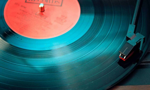 Πέντε τραγούδια αφιερωμένα στην Κατερίνα που γιορτάζει σήμερα